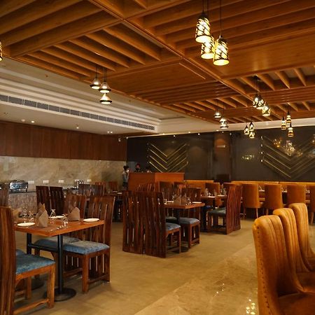 Hotel Shanti Sagar Kharar Esterno foto