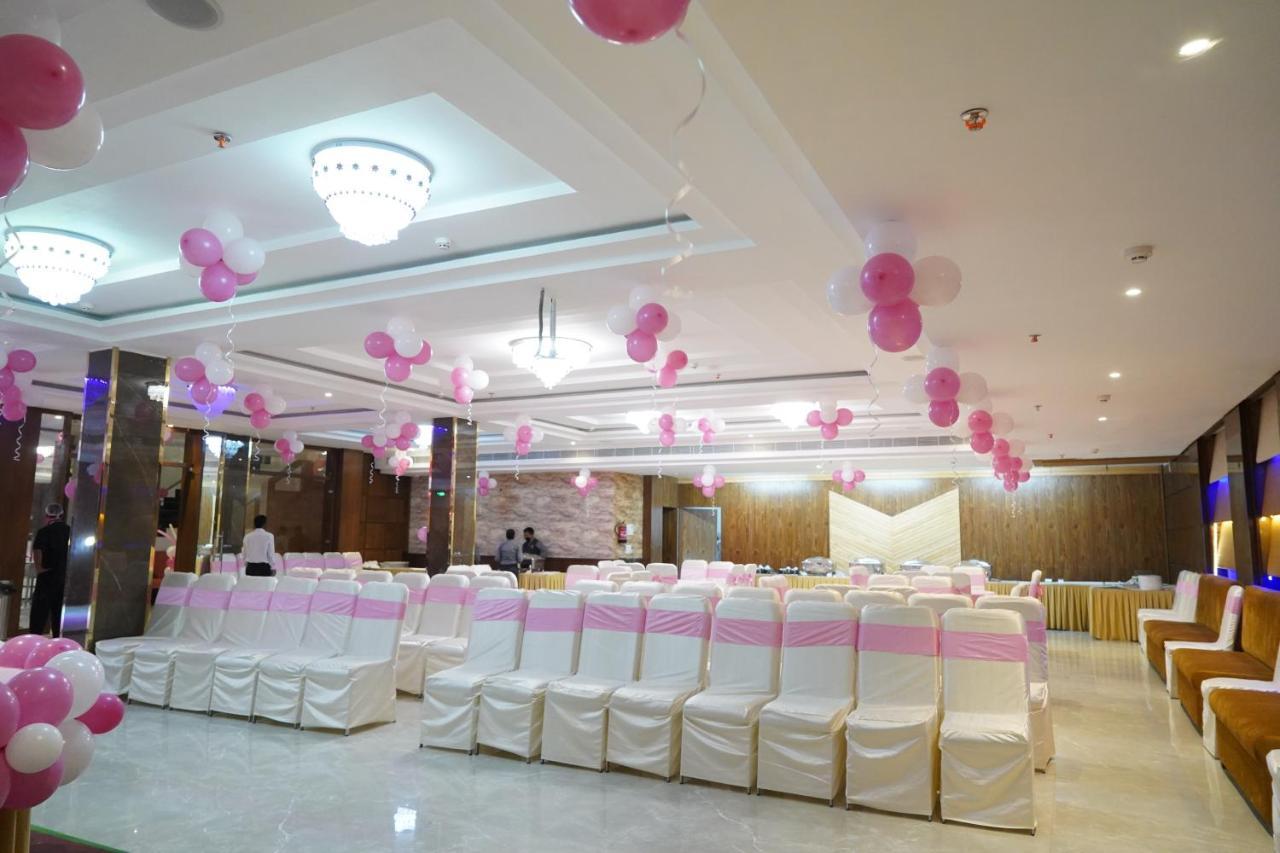 Hotel Shanti Sagar Kharar Esterno foto