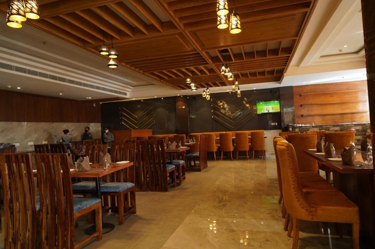 Hotel Shanti Sagar Kharar Esterno foto