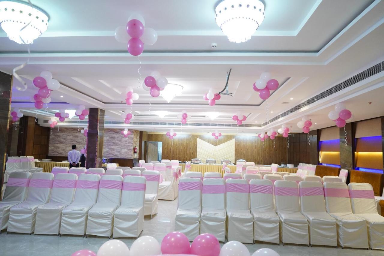 Hotel Shanti Sagar Kharar Esterno foto